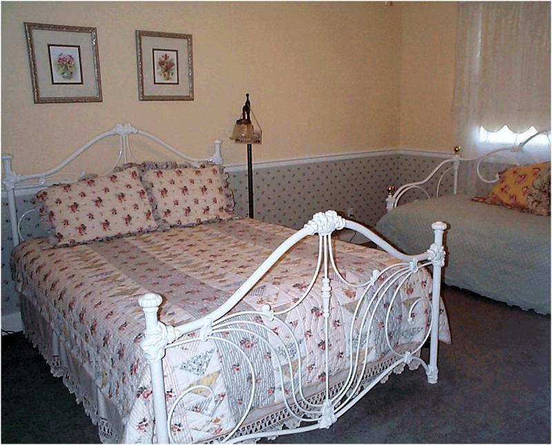 Victorian Veranda Country Inn Lawrence Rom bilde