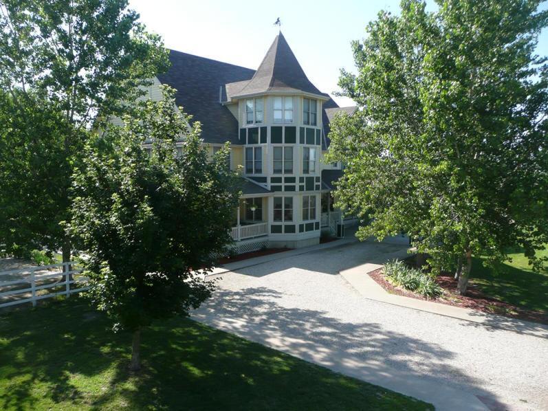 Victorian Veranda Country Inn Lawrence Eksteriør bilde